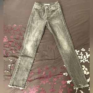 Light black Wedgie Levi’s Skinny size 24inch